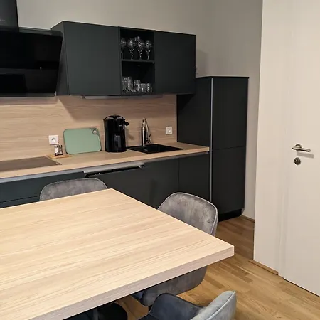 Nassfeldpass Pistenblick * Sonnenalpe Nassfeld