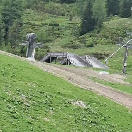 Nassfeldpass Pistenblick *