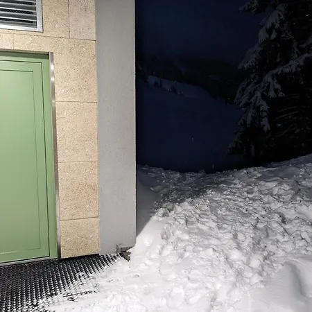 Nassfeldpass Pistenblick Apartment Sonnenalpe Nassfeld